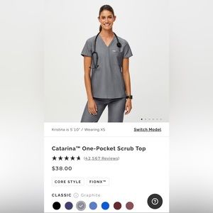 Figs Catarina One-Pocket Scrub Top in Graphite.